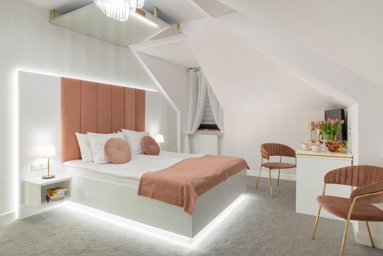 Hotel Nowodwory Ciechanowiec Ngoại thất bức ảnh