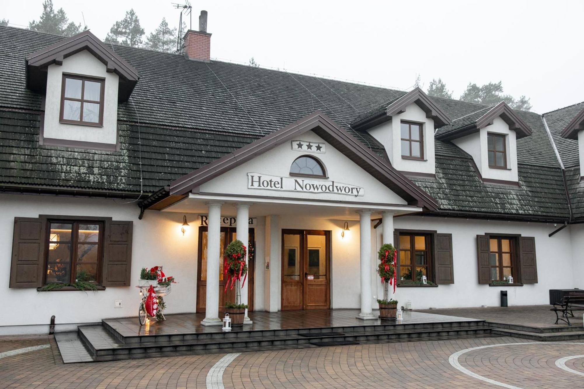 Hotel Nowodwory Ciechanowiec Ngoại thất bức ảnh