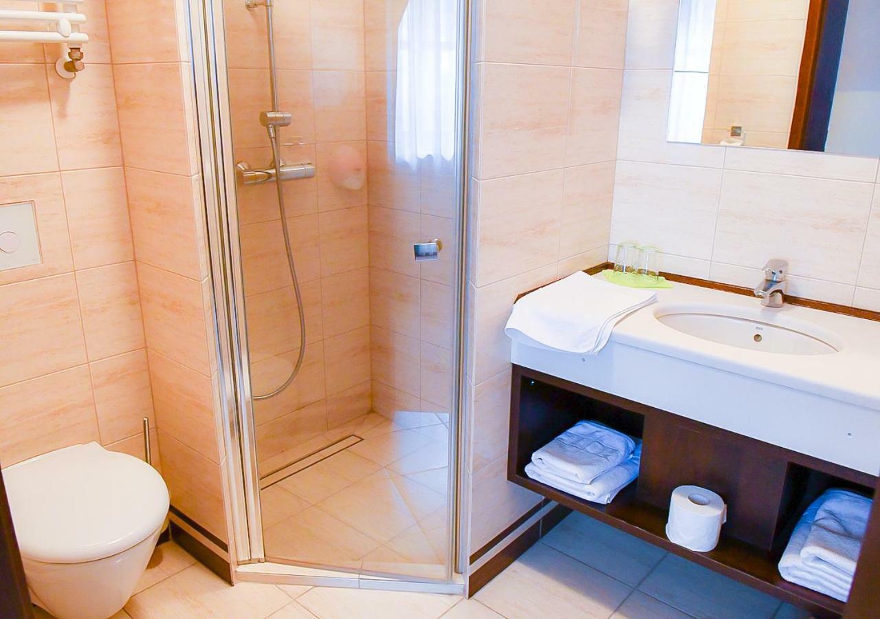 Hotel Nowodwory Ciechanowiec Ngoại thất bức ảnh