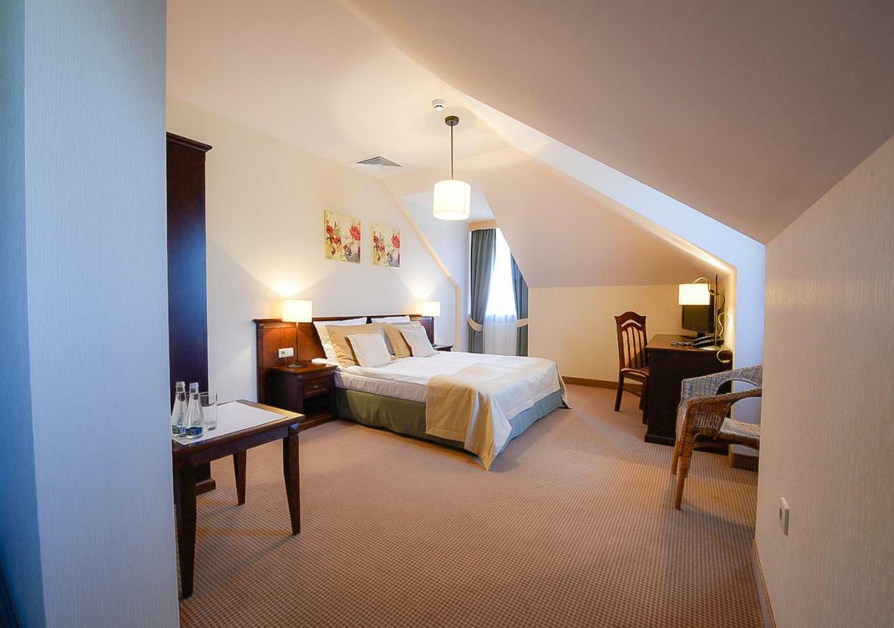 Hotel Nowodwory Ciechanowiec Ngoại thất bức ảnh