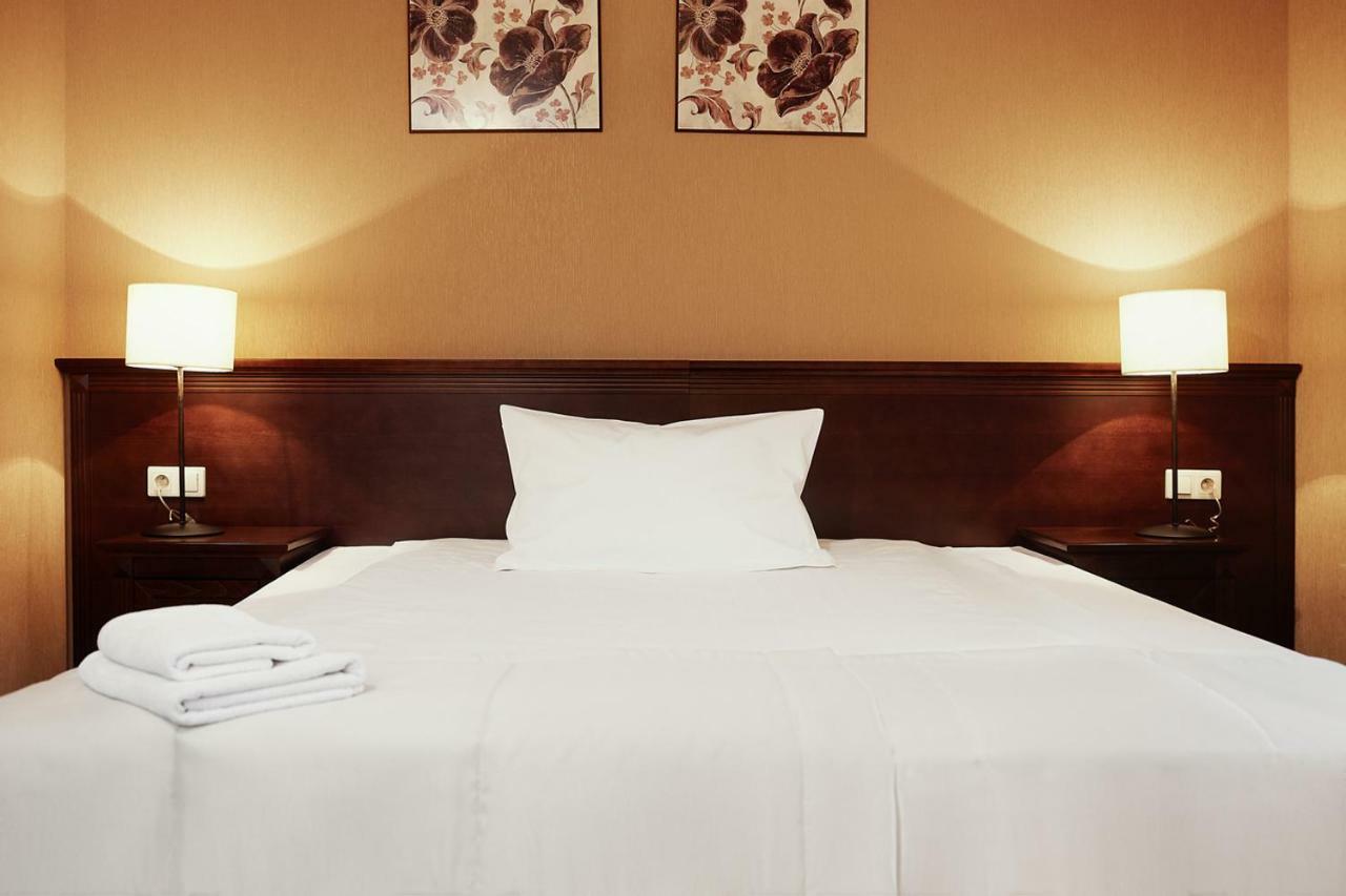 Hotel Nowodwory Ciechanowiec Ngoại thất bức ảnh