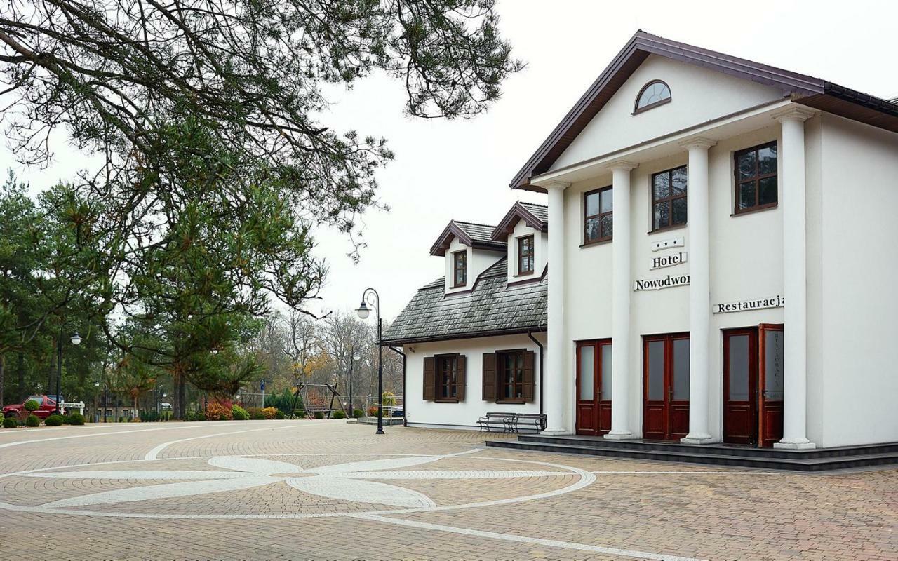 Hotel Nowodwory Ciechanowiec Ngoại thất bức ảnh